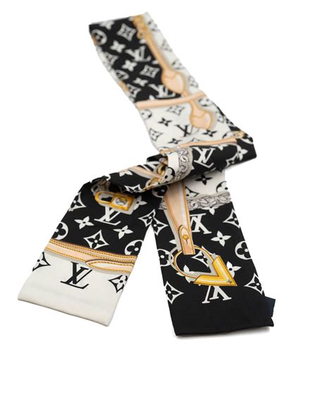 louis vuitton handle twilly|louis vuitton silk squares.